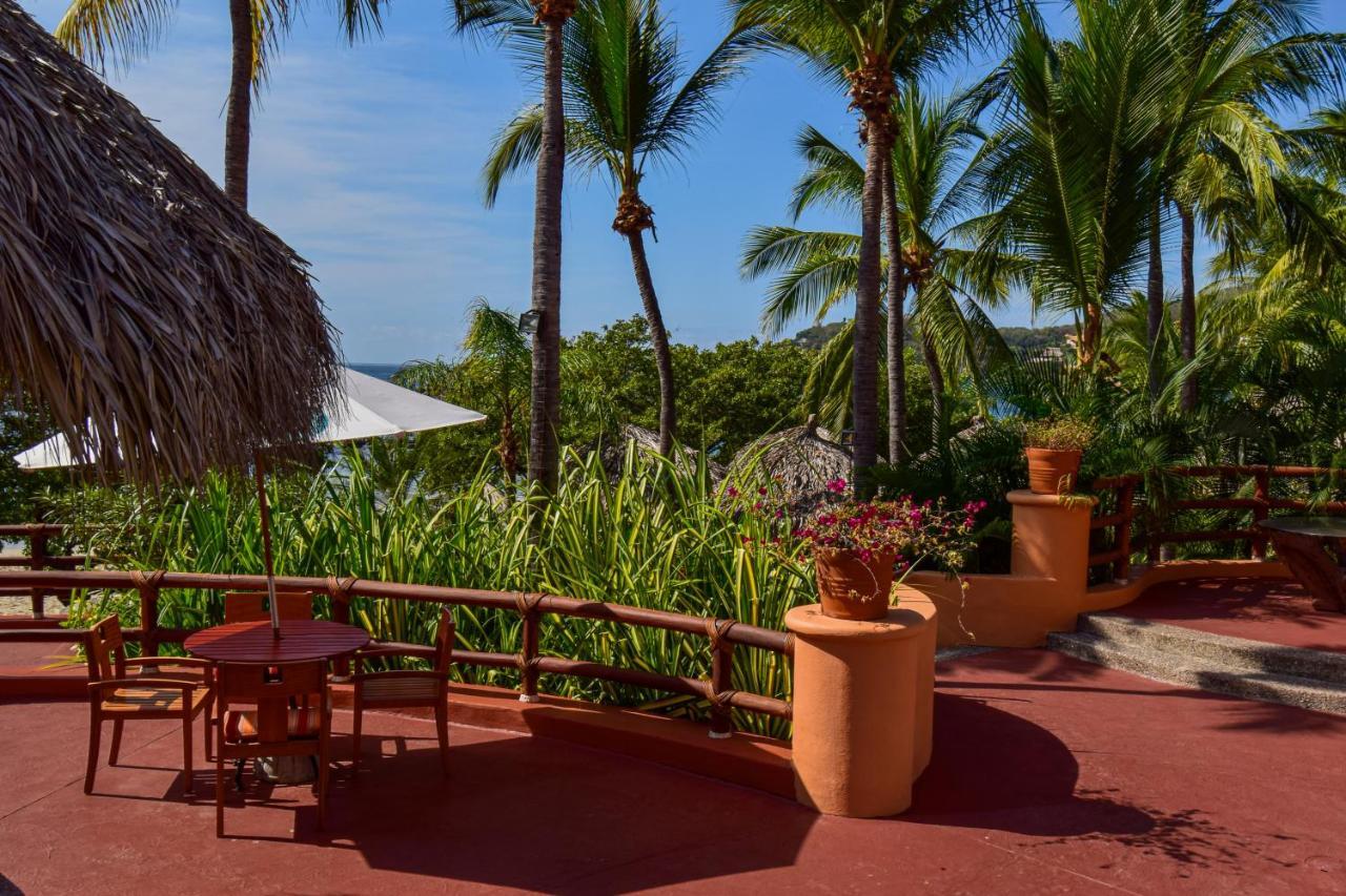 Hilton Grand Vacations Club Zihuatanejo Hotell Exteriör bild