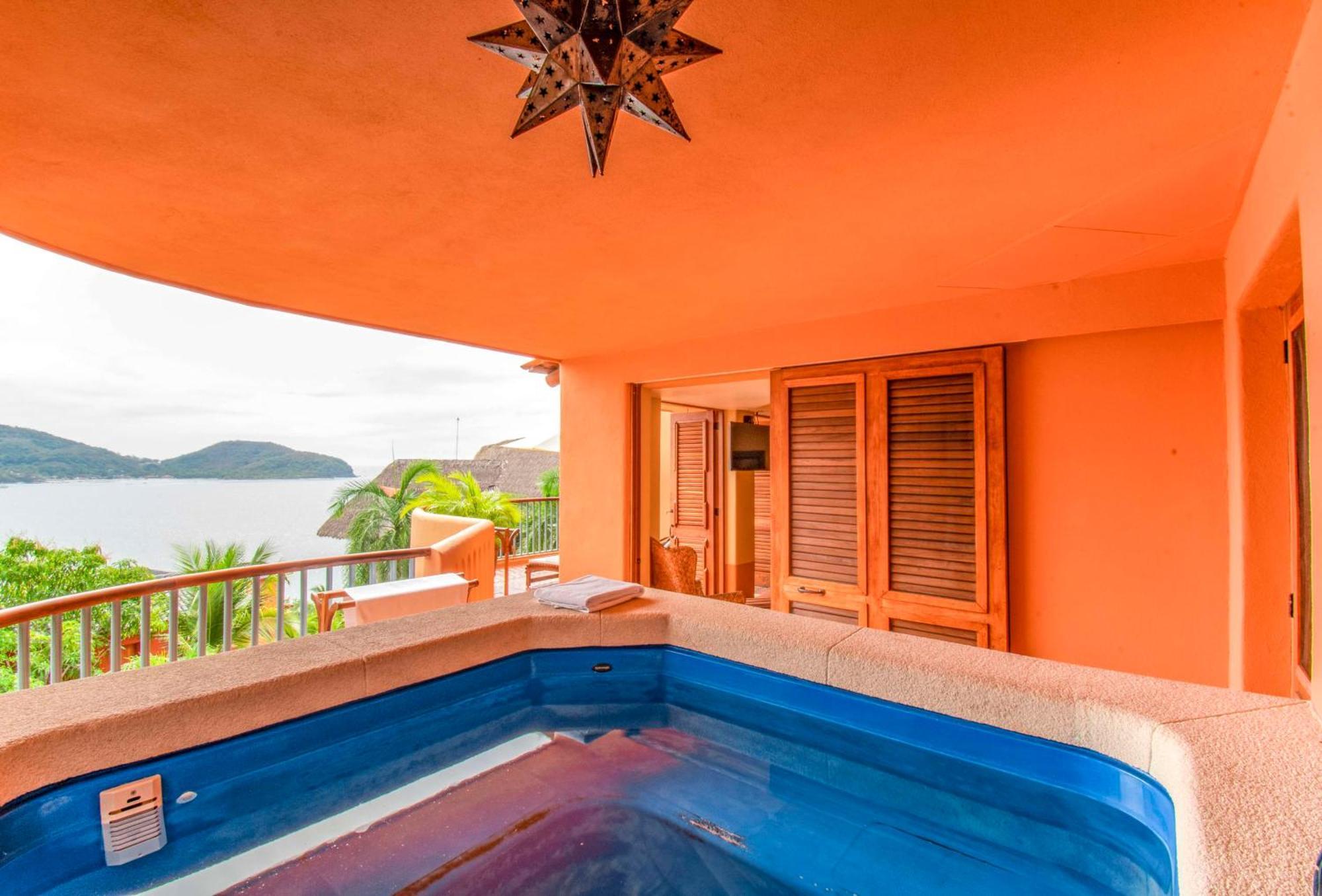 Hilton Grand Vacations Club Zihuatanejo Hotell Exteriör bild