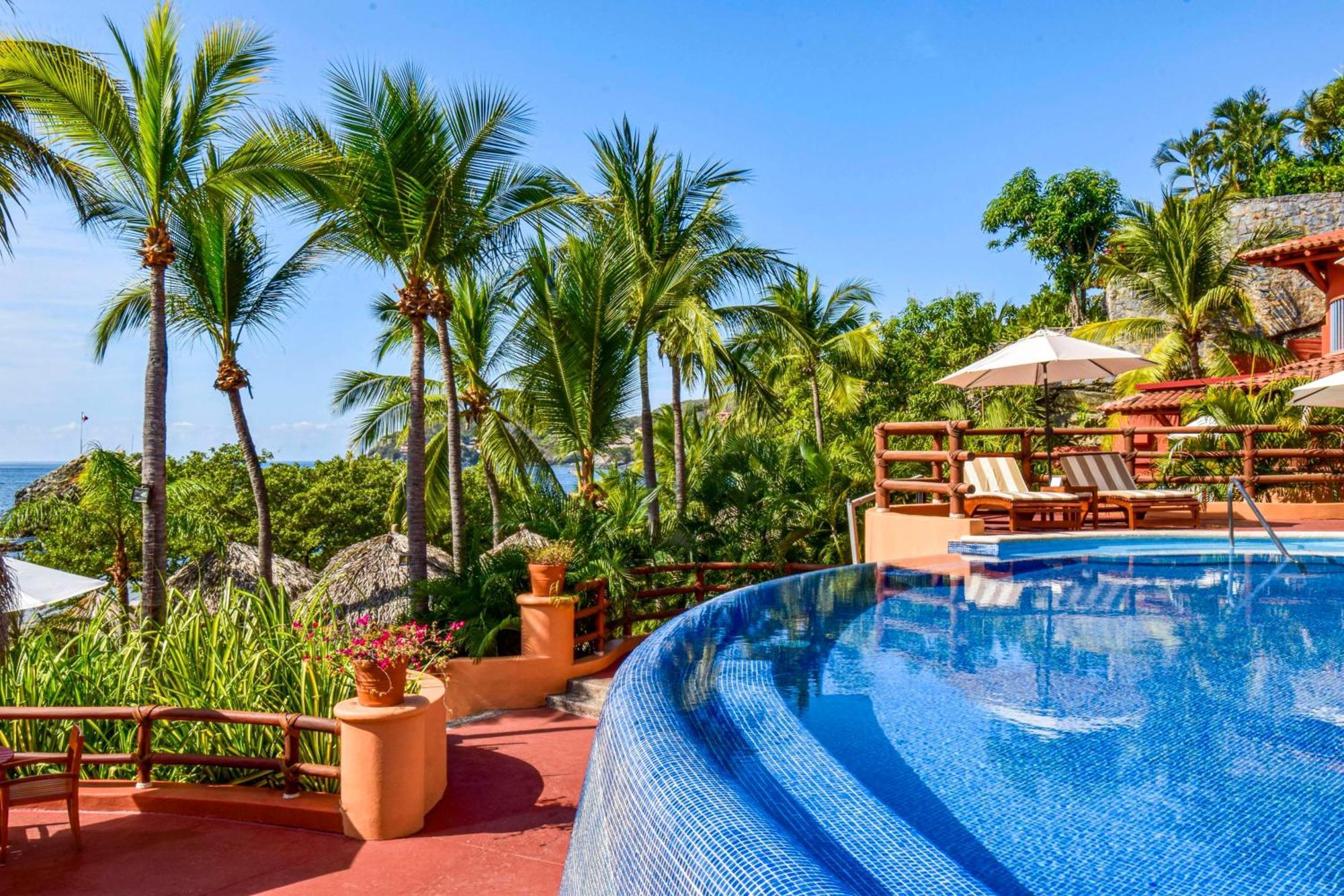 Hilton Grand Vacations Club Zihuatanejo Hotell Exteriör bild