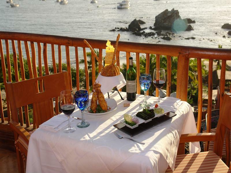 Hilton Grand Vacations Club Zihuatanejo Hotell Exteriör bild